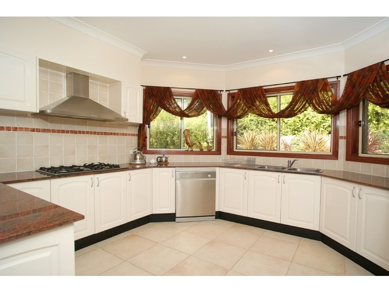 5 Armidale Crescent, Castle Hill NSW 2154