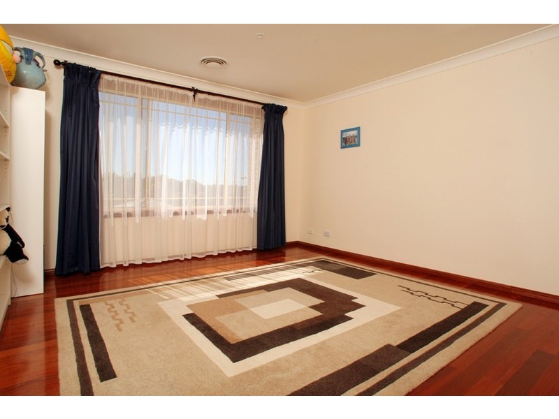 5 Armidale Crescent, Castle Hill NSW 2154