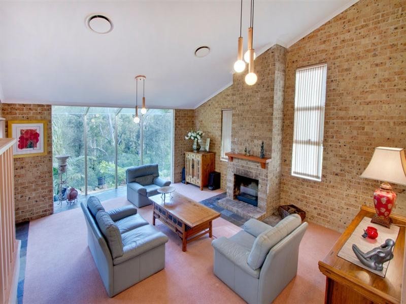 50 Gooraway Drive, Castle Hill NSW 2154