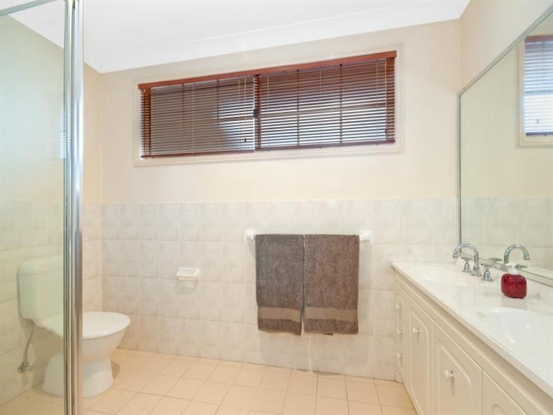 13 Lyndhurst Way, Cherrybrook NSW 2126