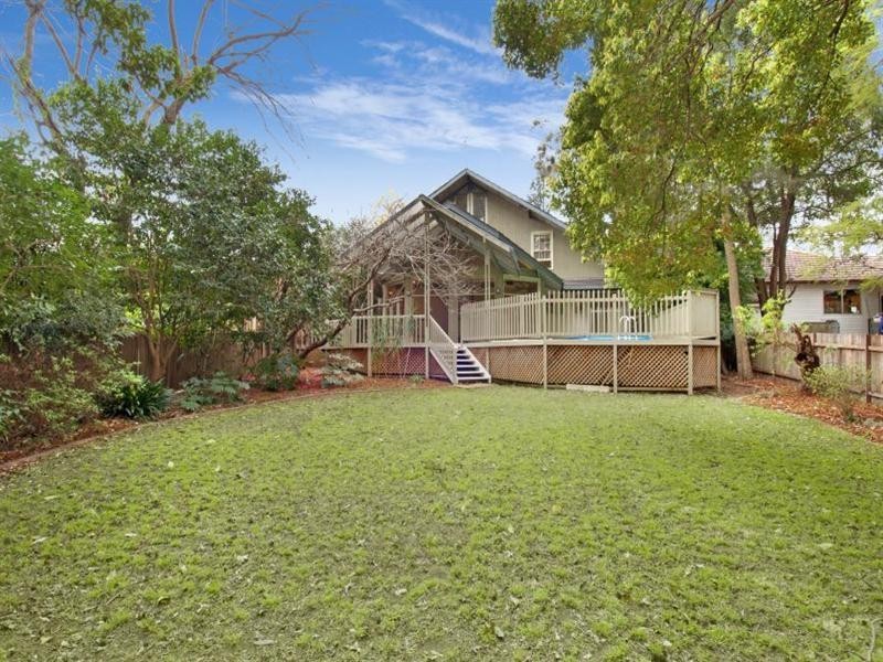 11 Boyd Avenue, West Pennant Hills NSW 2125