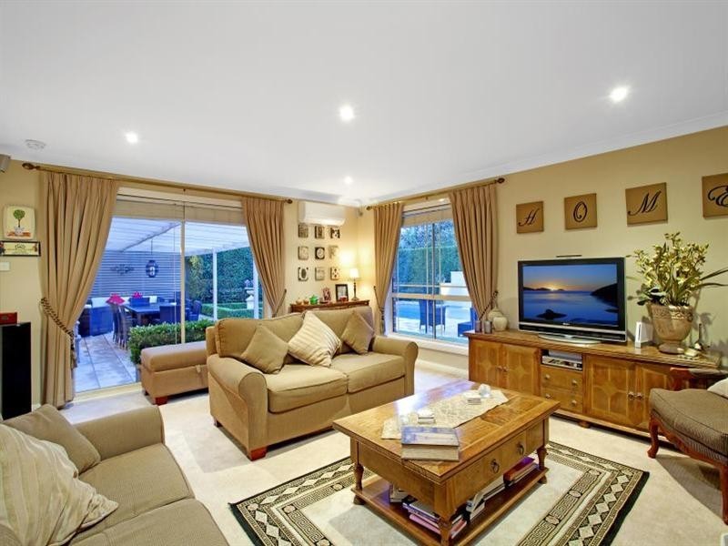 2 Worthing Place, Cherrybrook NSW 2126