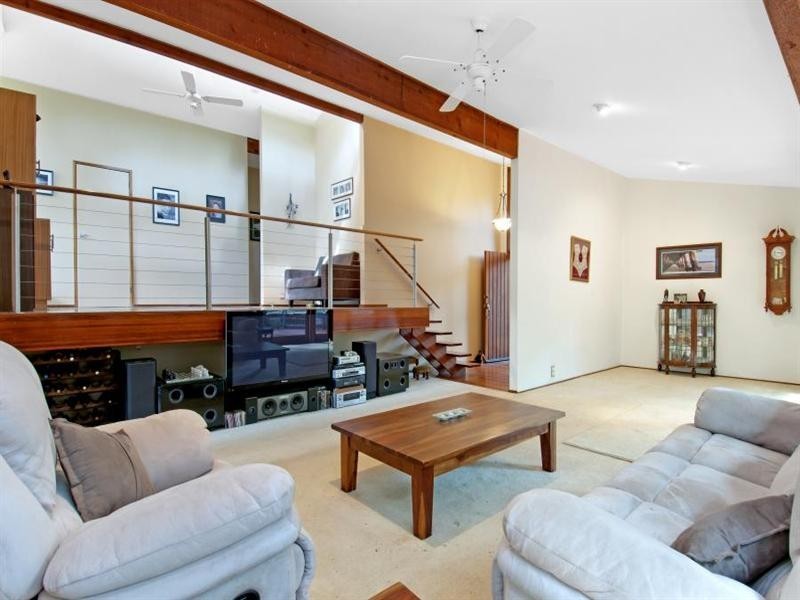 8 Copperleaf Place, Cherrybrook NSW 2126