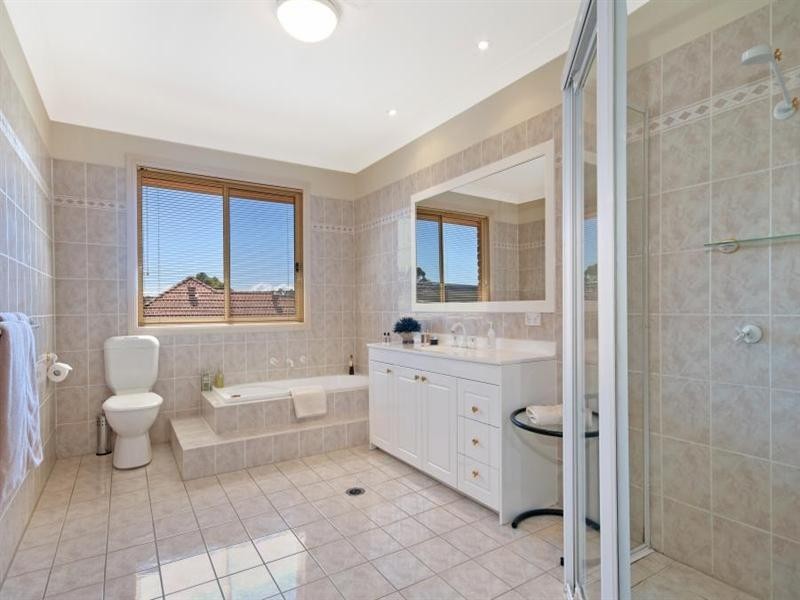 10 Clifton Place, Cherrybrook NSW 2126