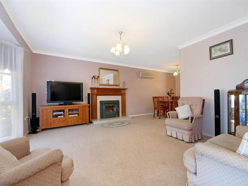 45 Blackett Drive, Castle Hill NSW 2154