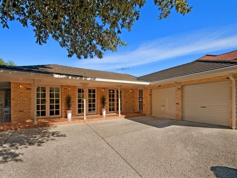 19 James Henty Drive, Dural NSW 2158