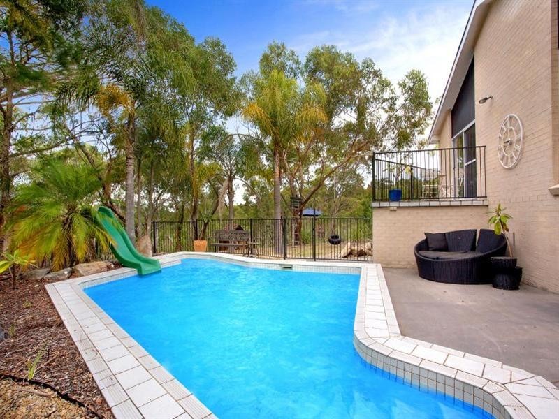 8 Wesley Place, Cherrybrook NSW 2126