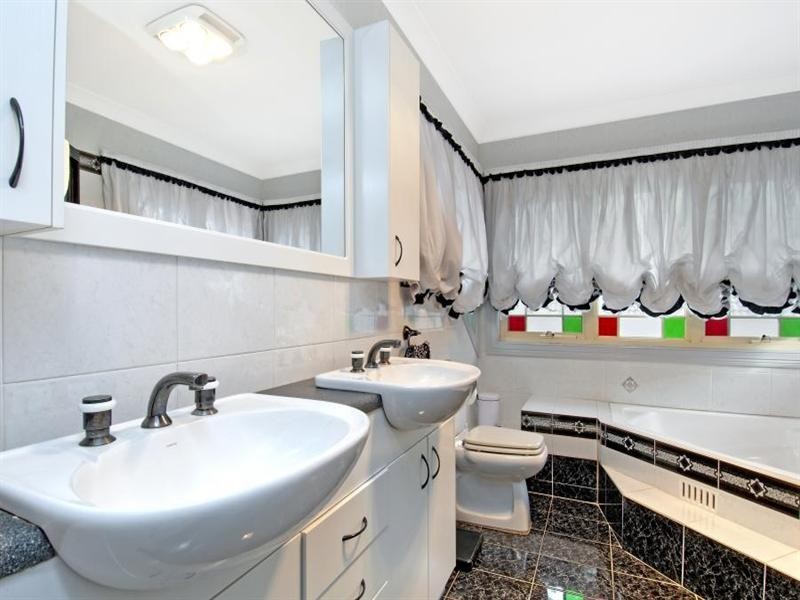 14 Willunga Place, West Pennant Hills NSW 2125