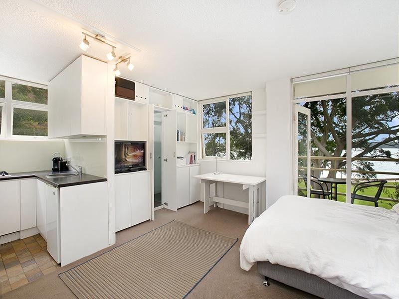 21/5-7 The Esplande, Elizabeth Bay NSW 2011