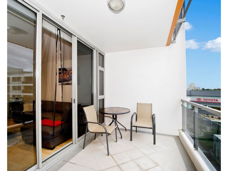 936/4 Lachlan Street, Waterloo NSW 2017