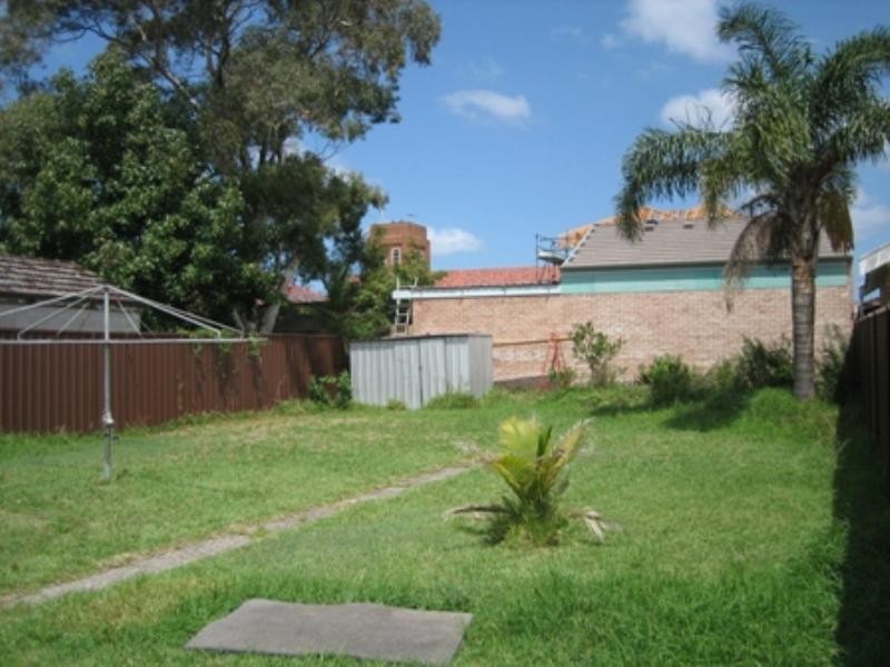 190 Homer Street, Earlwood NSW 2206