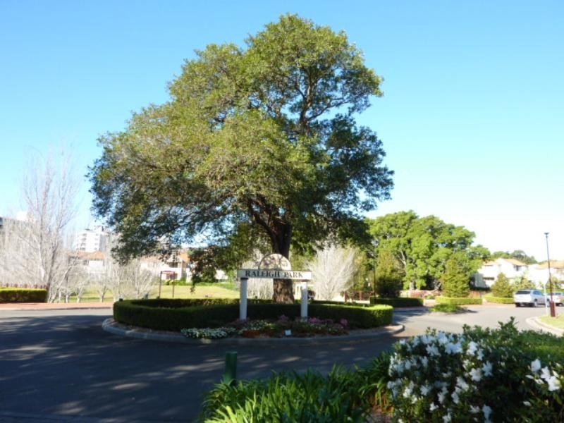 87 Brompton Road, Kensington NSW 2033