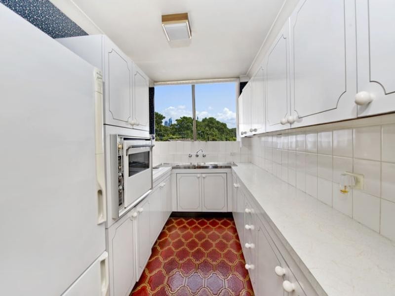 Level 4 4D/3-7 Anzac Parde, Kensington NSW 2033