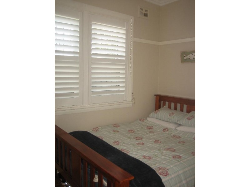 22 Milroy Avenue, Kensington NSW 2033