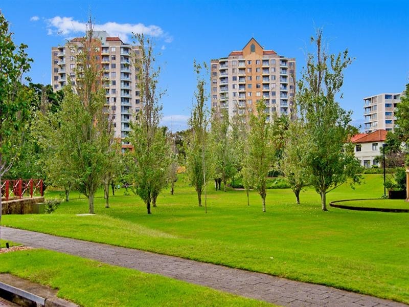 87 Brompton Road, Kensington NSW 2033