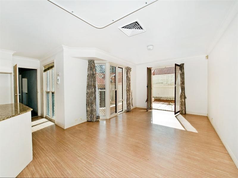 87 Brompton Road, Kensington NSW 2033