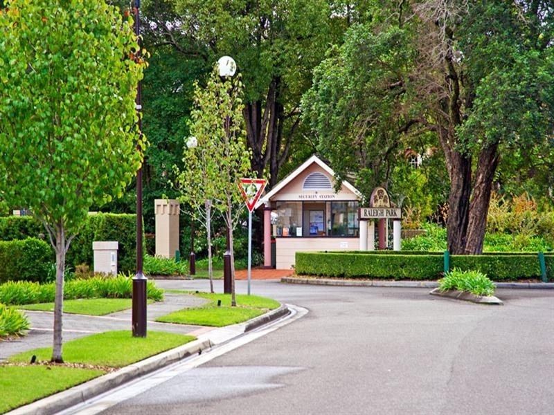 87 Brompton Road, Kensington NSW 2033