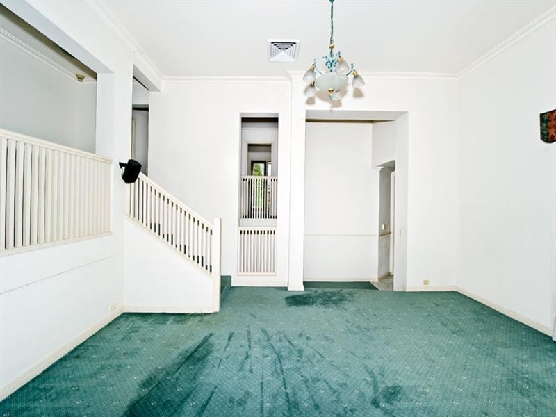 87 Brompton Road, Kensington NSW 2033