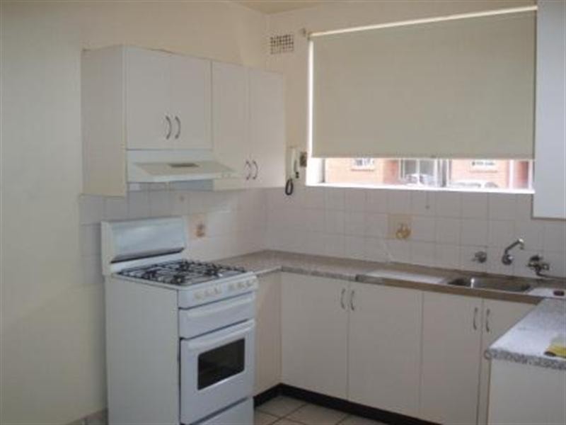 5 Longworth Avenue, Eastlakes NSW 2018