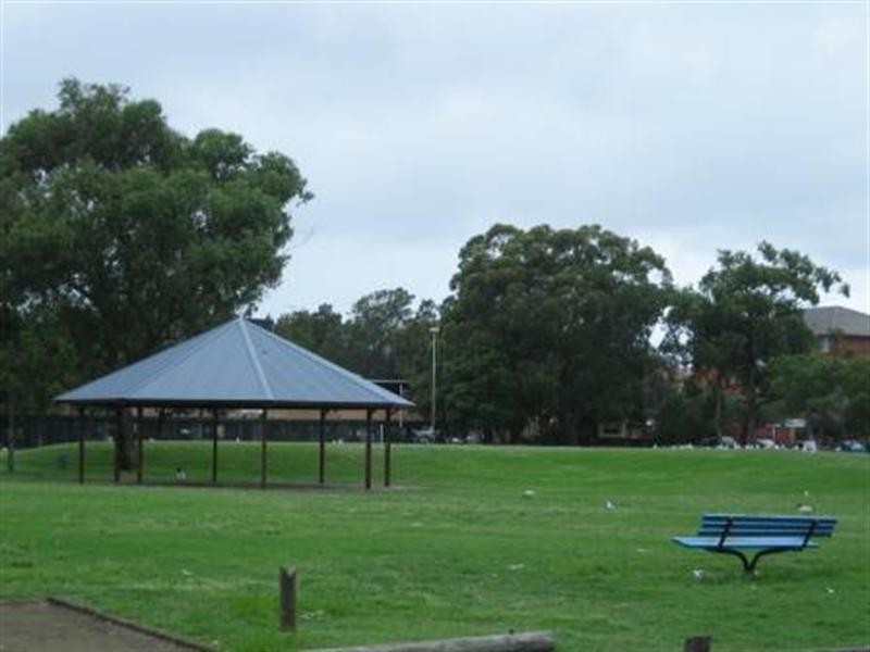 5 Longworth Avenue, Eastlakes NSW 2018