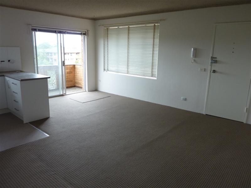 11/2-4 London Street, Campsie NSW 2194