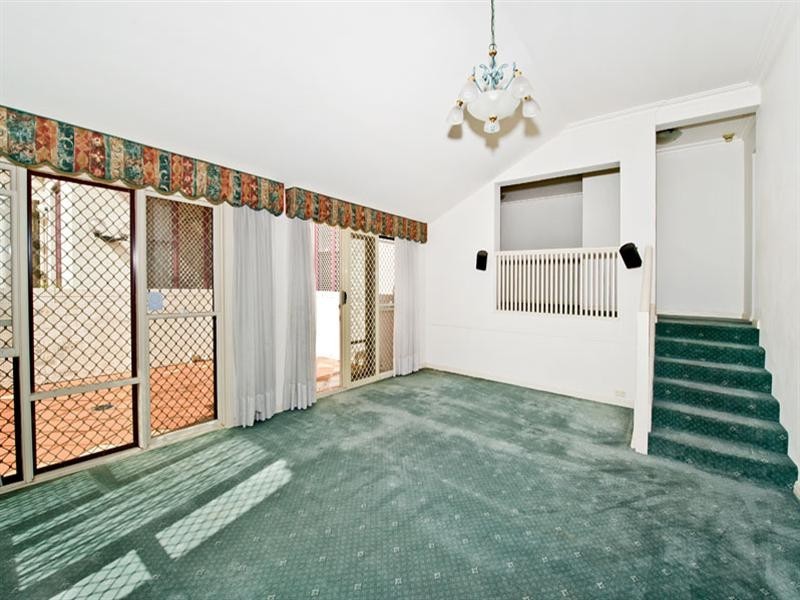 87 Brompton Road, Kensington NSW 2033