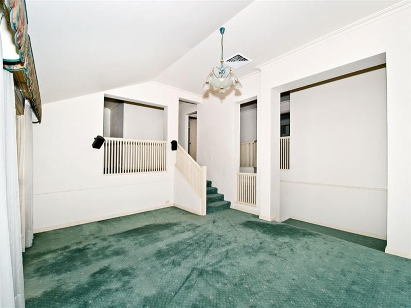 87 Brompton Road, Kensington NSW 2033