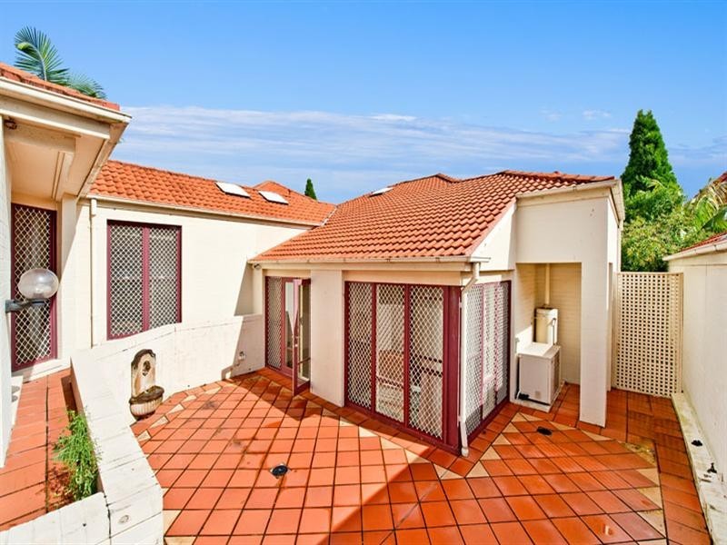 87 Brompton Road, Kensington NSW 2033