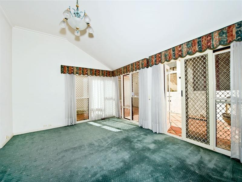 87 Brompton Road, Kensington NSW 2033