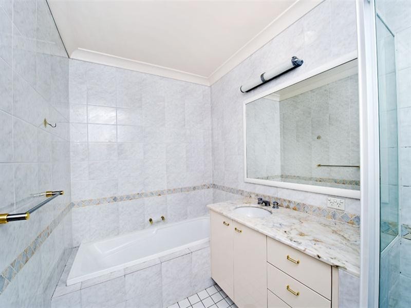 87 Brompton Road, Kensington NSW 2033