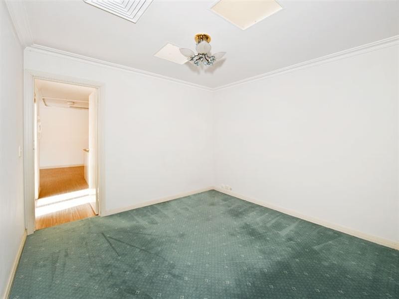 87 Brompton Road, Kensington NSW 2033