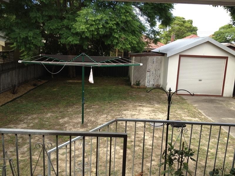 6 Grafton Street, Eastlakes NSW 2018