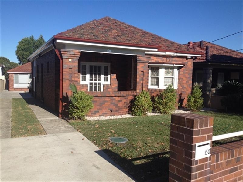 50 Wolli Avenue, Earlwood NSW 2206