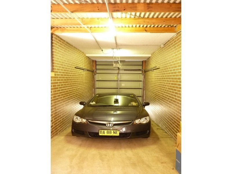 1/11 Barker Street, Kensington NSW 2033