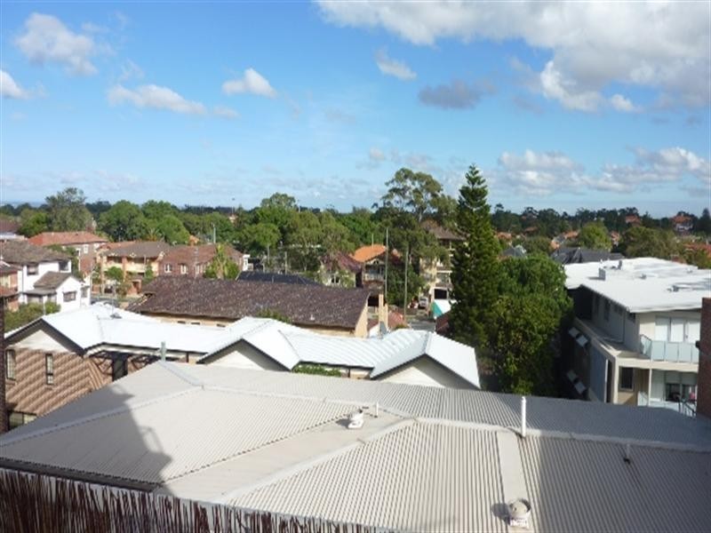 235 Anzac Parade, Kensington NSW 2033