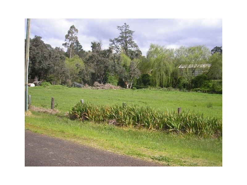 38 Roberts Street, Balingup WA 6253