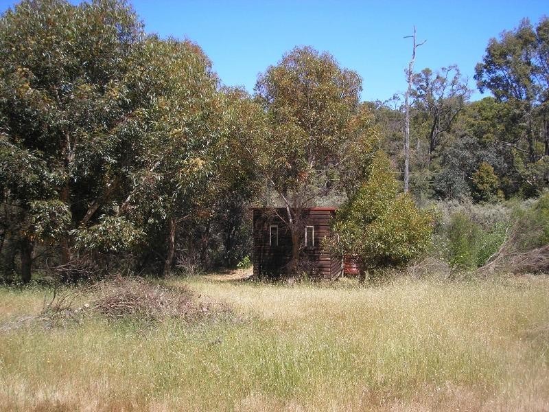 98 GRIMWADE Road, North Greenbushes WA 6254