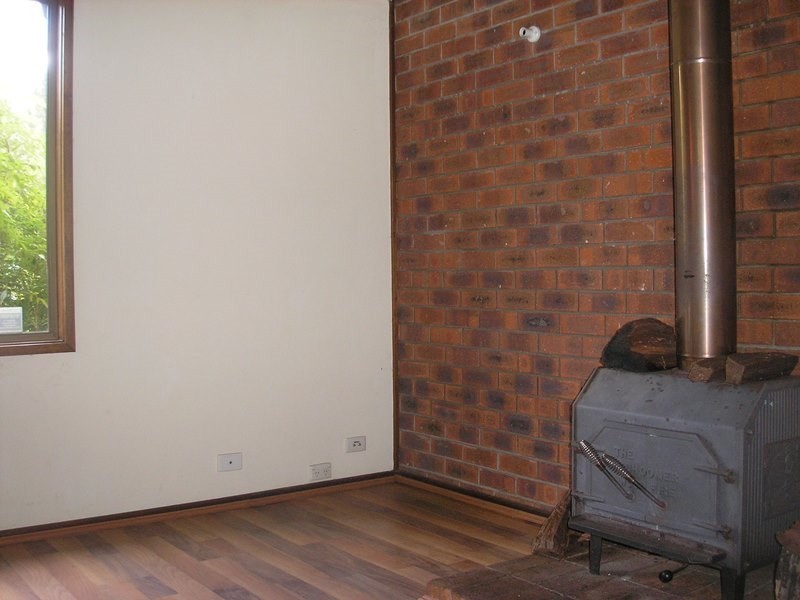 8 Brockman Street, Balingup WA 6253