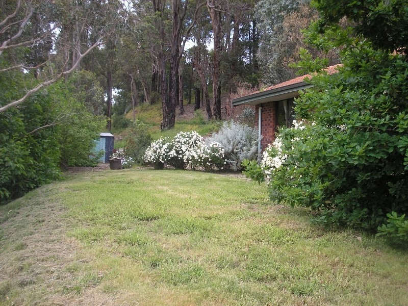 8 Brockman Street, Balingup WA 6253