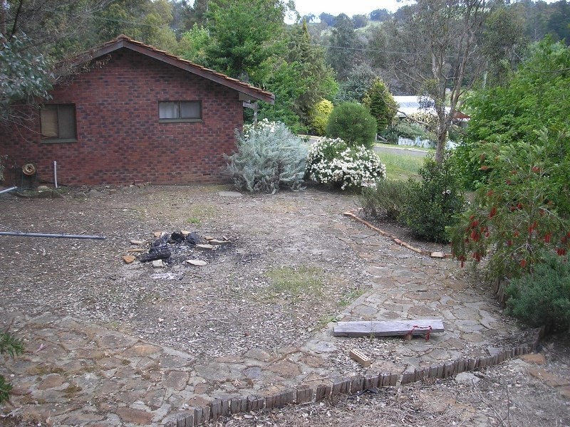 8 Brockman Street, Balingup WA 6253