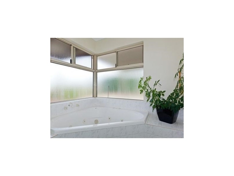 55 Martin Place, Mullalyup WA 6252