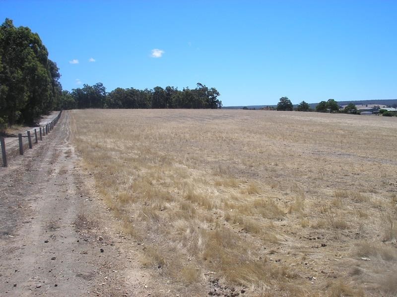 11894 Martin Place, Mullalyup WA 6252