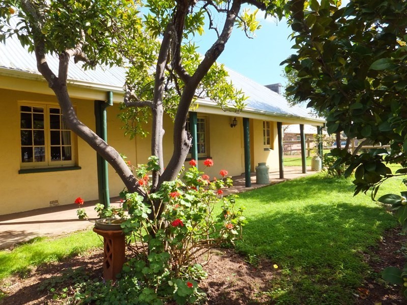 21064 (1864) South Western Highway, Mullalyup WA 6252