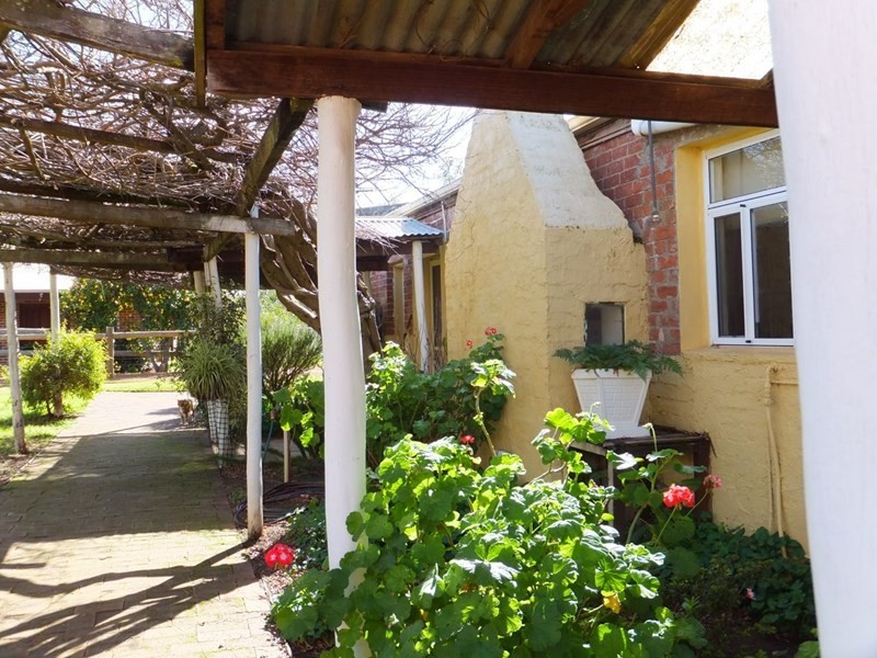 21064 (1864) South Western Highway, Mullalyup WA 6252