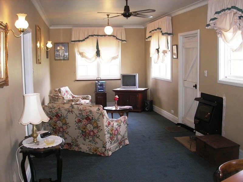 21064 (1864) South Western Highway, Mullalyup WA 6252