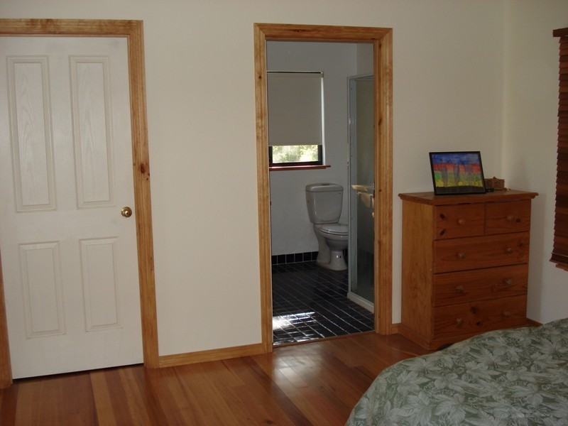 32 Dearle Street, Balingup WA 6253