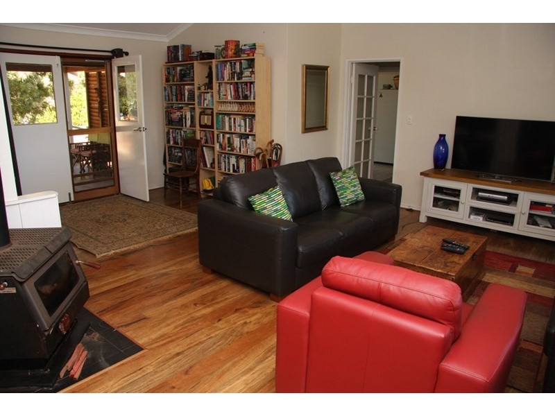 36 Campbell Street, Balingup WA 6253