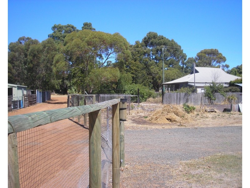 22 Diorite Street, Greenbushes WA 6254