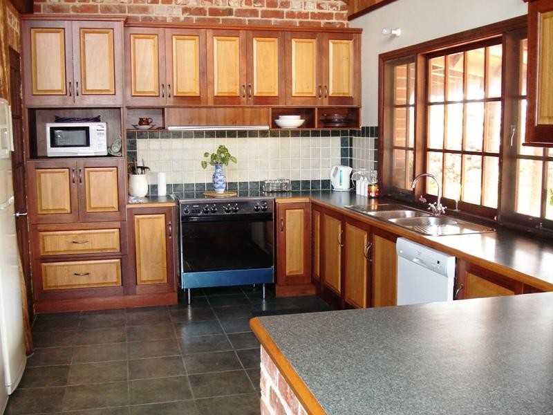 18 Weslington Road, Balingup WA 6253