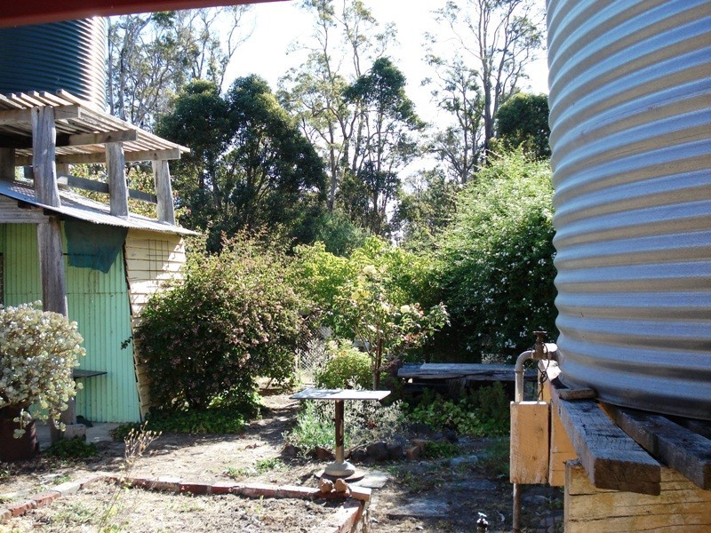 7 Giles Street, Wilga WA 6243